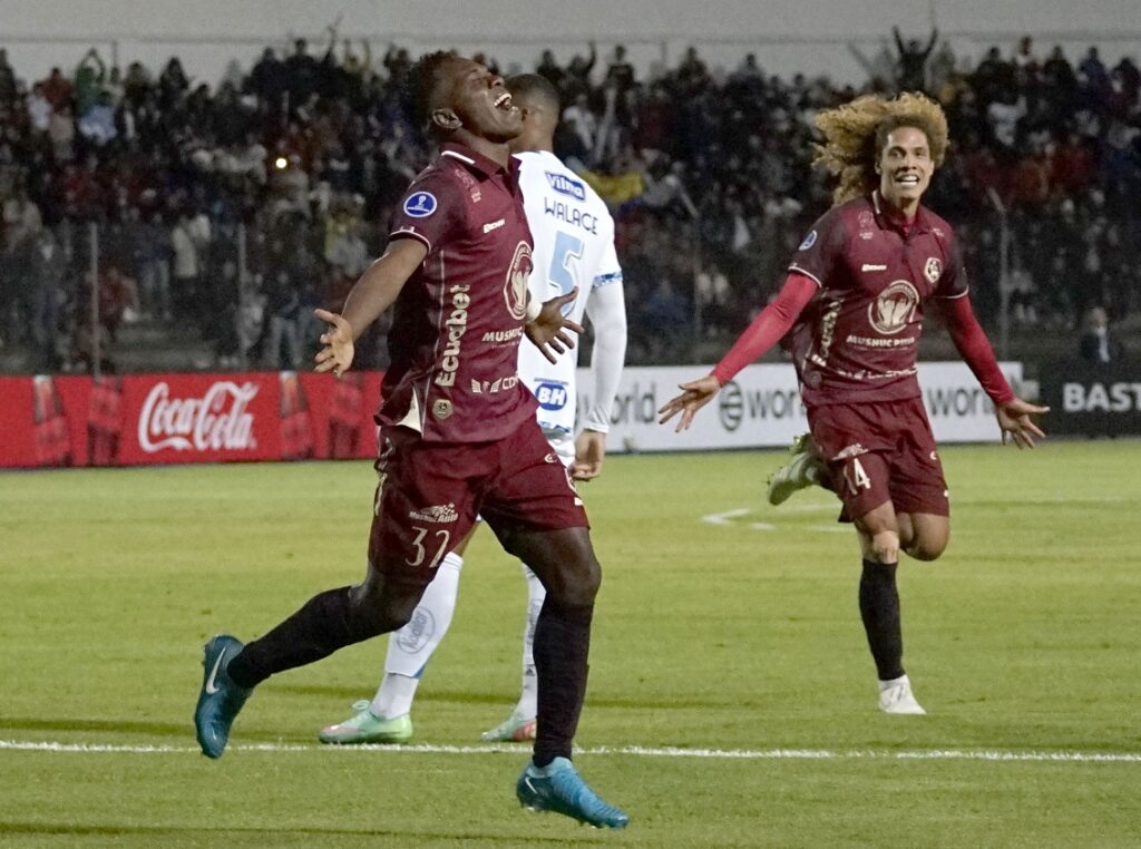 Mushuc Runa mantuvo su invicto y el liderato en la Copa Sudamericana tras empatar 1-1 con Cruzeiro