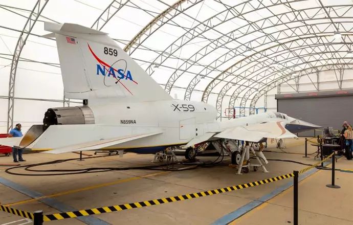 NASA logra que su avión supersónico “vuela sin despegar”