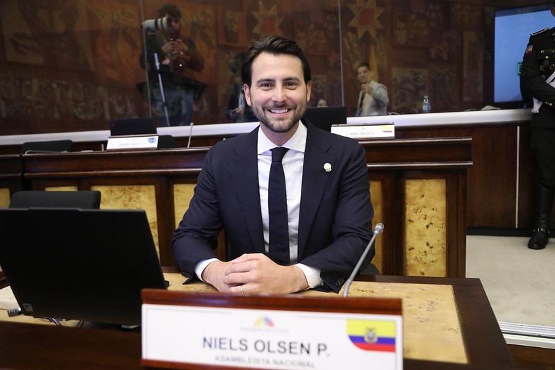 Niels Olsen fue electo Presidente de la Asamblea Nacional en Ecuador