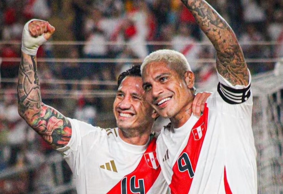 Paolo Guerrero y Gianluca Lapadula lideran la lista de Perú para la doble fecha de eliminatorias mundialistas que se jugará en junio.