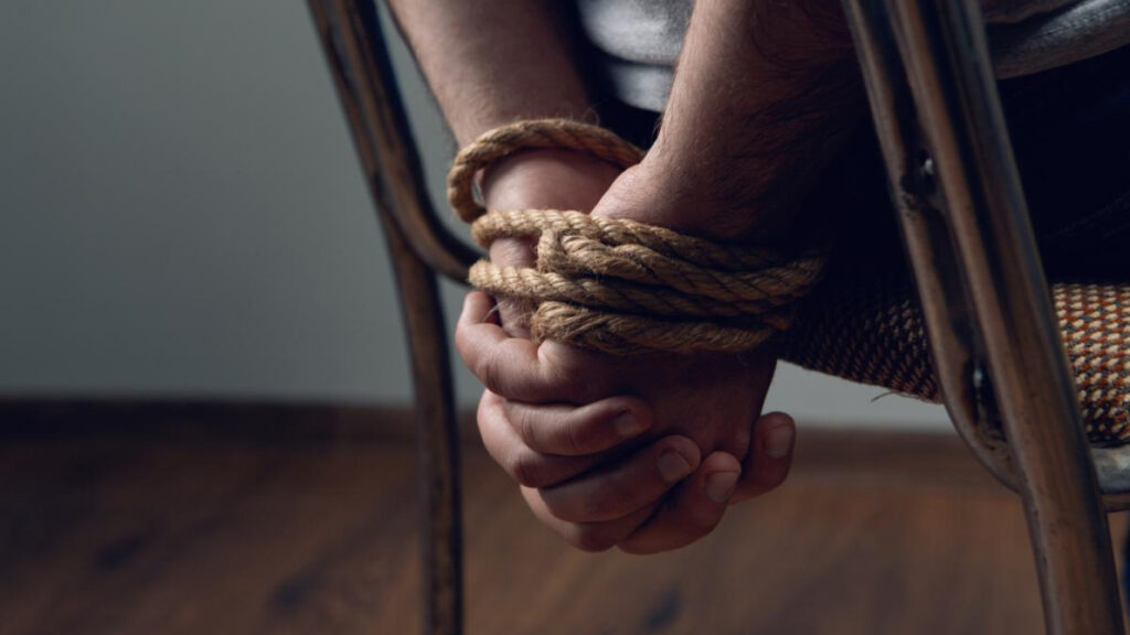 “Pedimos a Dios que lo proteja” dos familias desesperadas por sus seres queridos secuestrados en Los Ríos