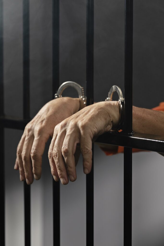 Perú promulga ley para juzgar a adolescentes de 16 y 17 años como adultos por delitos graves