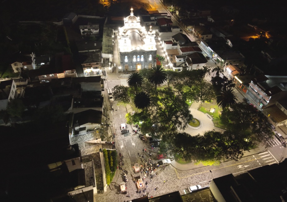 Perucho fortalece oferta turística con nuevo centro de atención al visitante