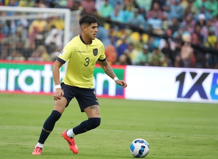 Piero Hincapié, defensa ecuatoriano que podría jugar en Real Madrid