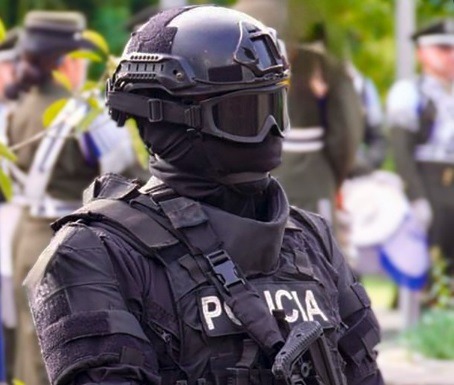 Policía descarta amenaza de bomba en el Ministerio de Educación en Quito