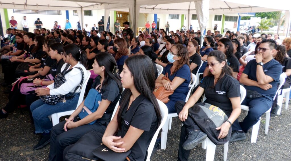 Portoviejo: Artesanos inician su formación en el Centro Ángela Rosa Cevallos