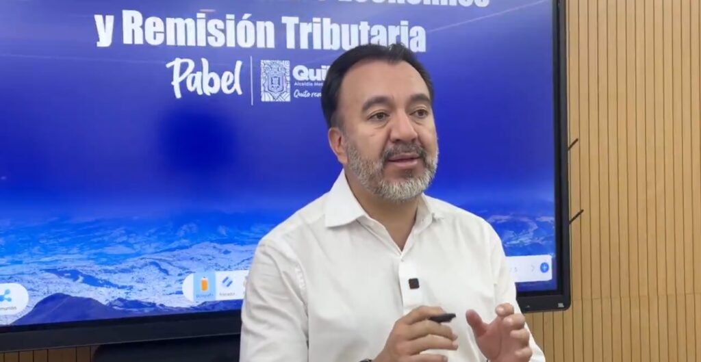 Proceso de revocatoria contra alcalde de Quito, Pabel Muñoz, suma 60.000 firmas
