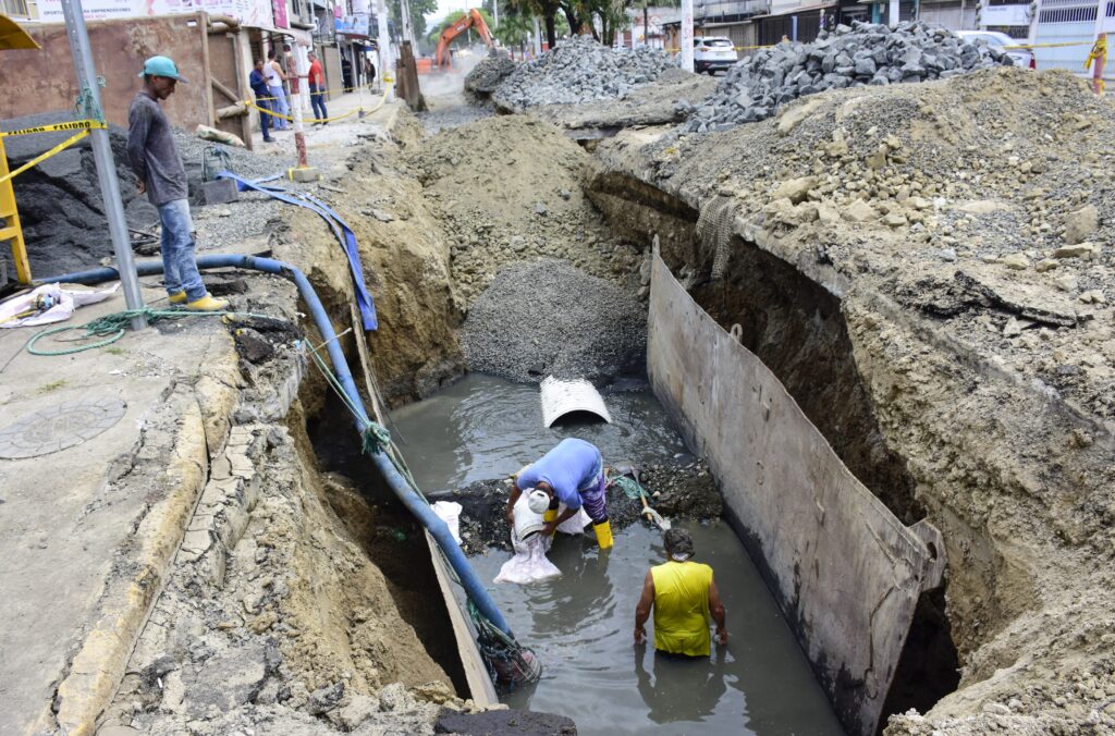 Socavones en Portoviejo: 323 mil dólares costaron reparaciones