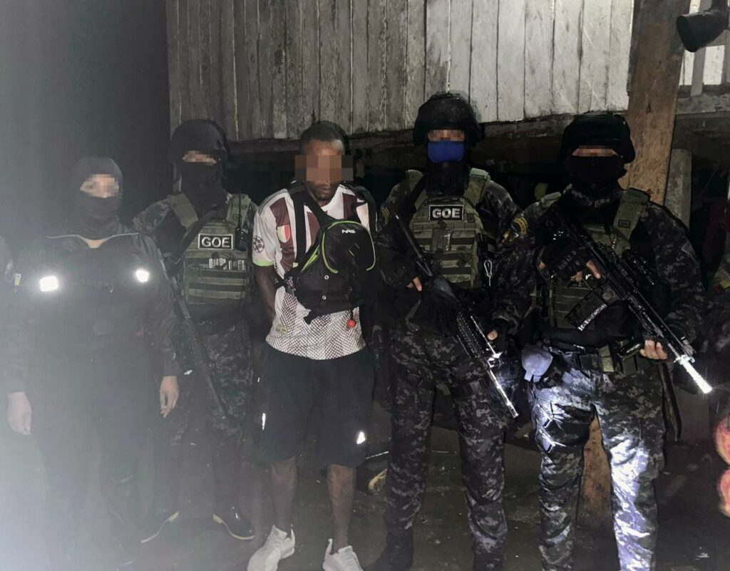 Se ocultaba en una zona rural de Quinindé así cayó uno de los más buscados por femicidio en Santo Domingo de los Tsáchilas