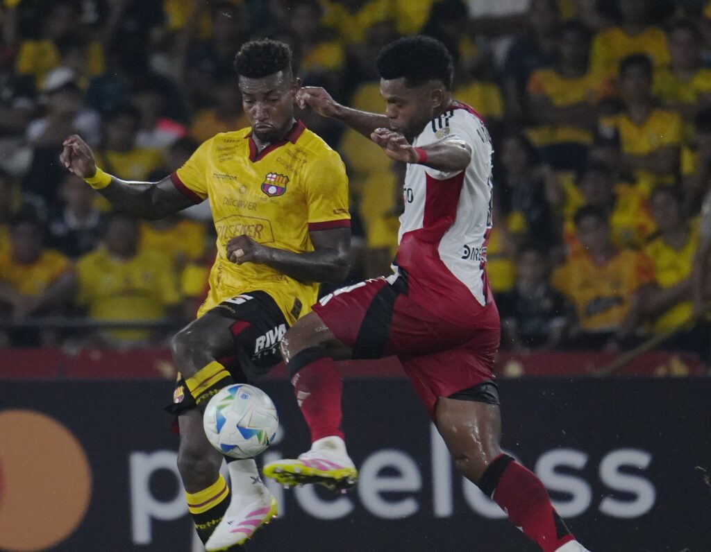 Segundo Castillo respalda a Vallecilla tras derrota de Barcelona en Copa Libertadores