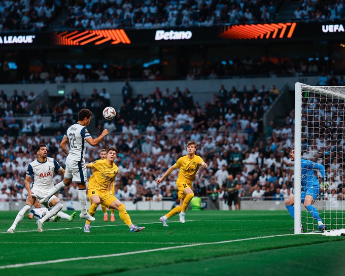 Tottenham se hizo fuerte de local y superó por 3-1 a BodøGlimt .
