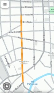 Tráfico vehicular intenso en vías principales de Portoviejo