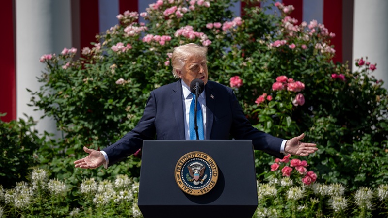 Trump expresa sorpresa y decepción por ataques rusos durante negociaciones de paz