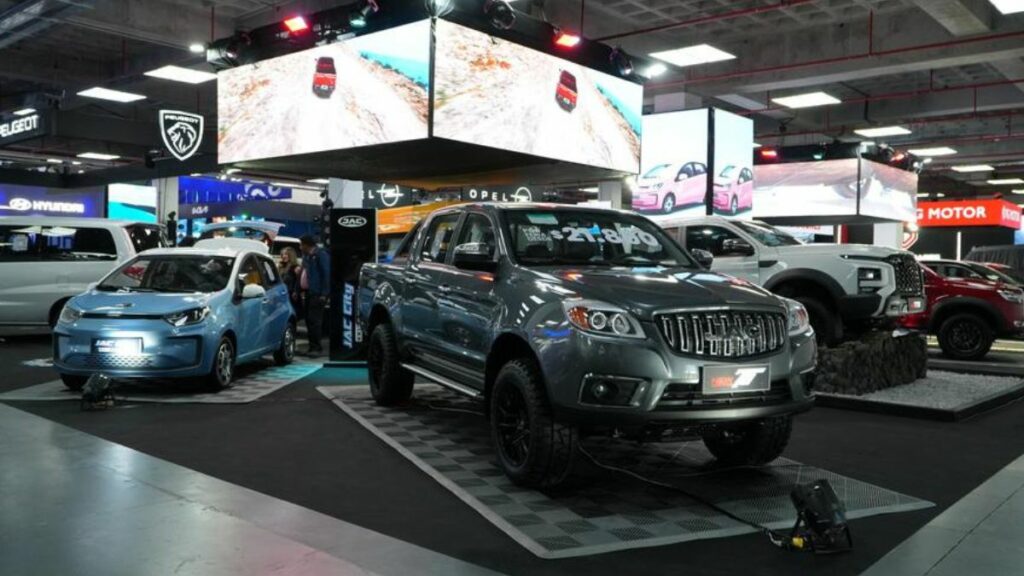 Vehículos eléctricos en Ecuador: Estas son las provincias que registran mayor matriculación de estos carros. (Xinhua/Ricardo Trujillo).