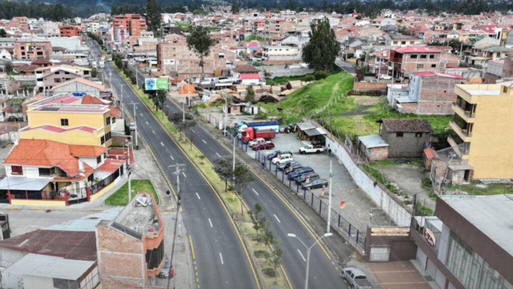 Vía Cuenca-Guayaquil: Avanza el desarrollo de proyecto vial que unirá a las provincias de Azuay y Guayas. (Ministerio de Transporte).