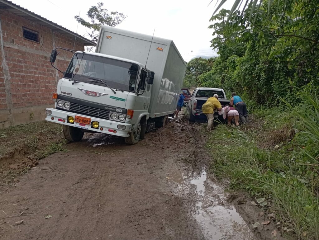 Vías rurales se destruyen, mientras la prefectura espera recursos del Gobierno