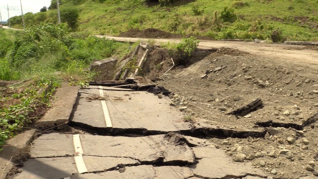 Intervención en El Verdum avanza con cautela tras crisis por falla geológica en Tosagua