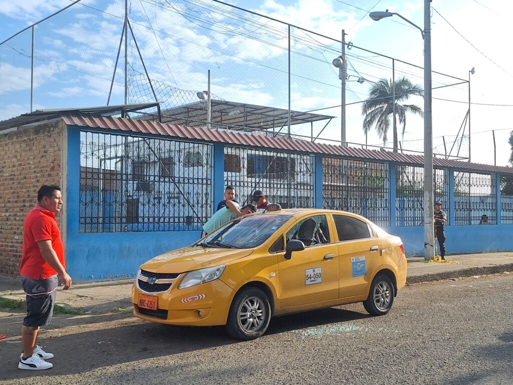 Siete disparos en plena mañana: así fue el crimen del taxista, en Manta