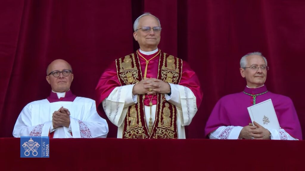 El cardenal estadounidense Robert Prevost se convierte en el 267º Papa