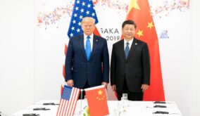 Acuerdo comercial entre Estados Unidos y China alivia tensiones arancelarias y eleva índices de bolsas mundiales