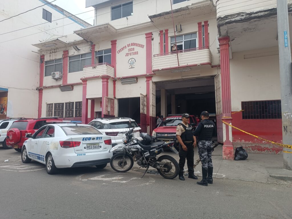 Un segundo intento de robo al estilo sacapintas se registró en las instalaciones del Cuerpo de Bomberos de Manta.