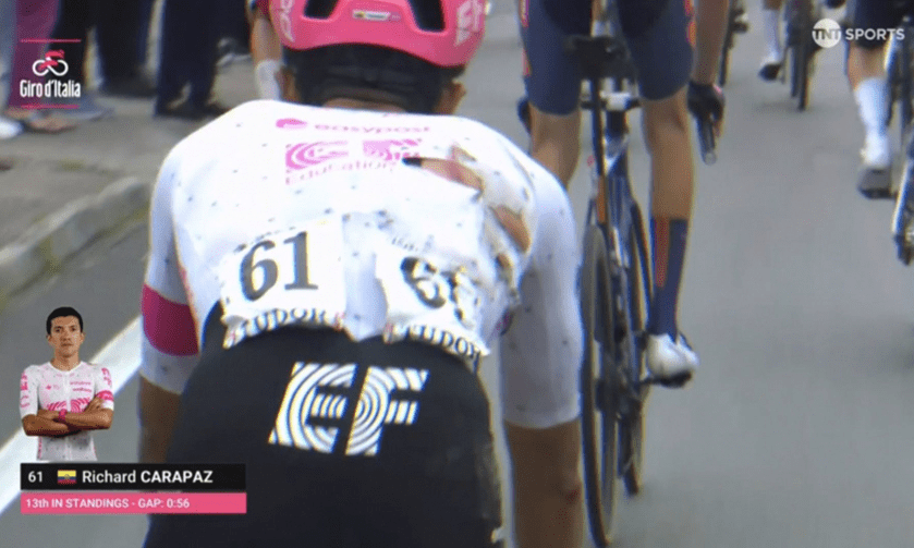 Accidente en la sexta etapa del Giro de Italia deja fuera a Jai Hindley y golpea a Carapaz