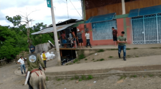 Ataque armado en peluquería deja tres heridos en Chone: esto se sabe