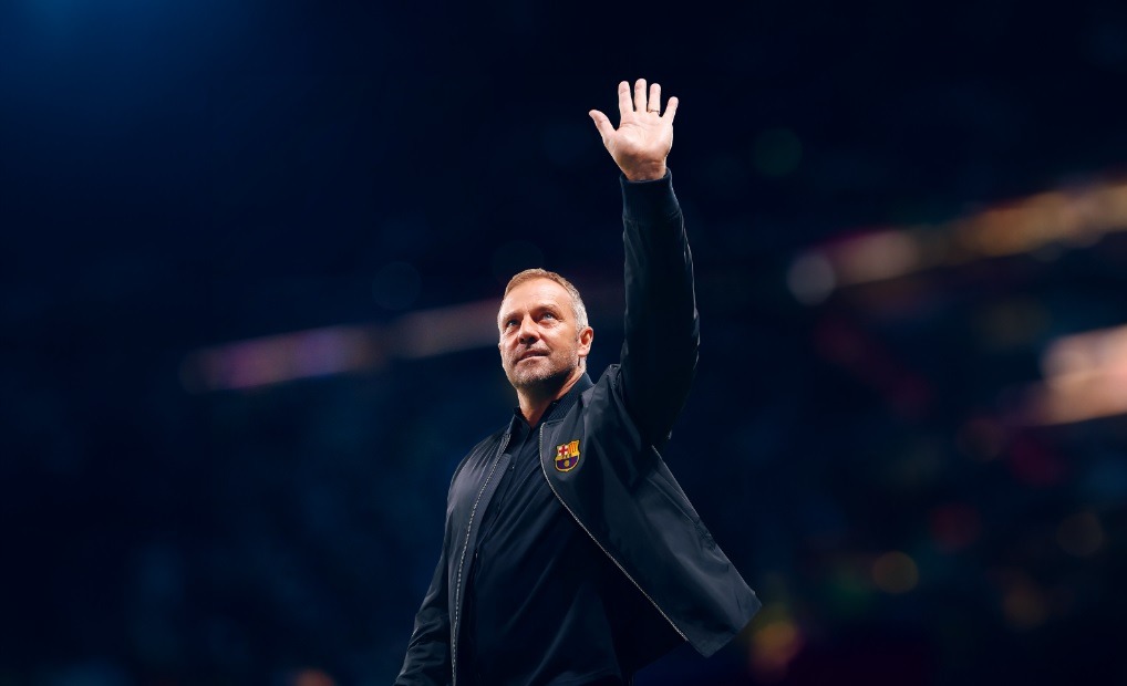 El entrenador alemán Hansi Flick, renovaría su contrato con el FC Barcelona.