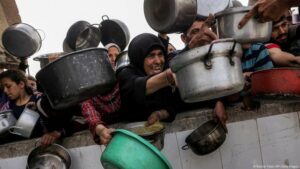 UNICEF critica el nuevo plan humanitario para Gaza, calificándolo de insuficiente y peligroso para la población civil.