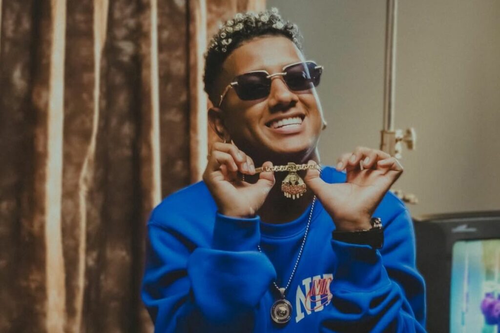 Jombriel arrasa con ‘XCLANA’ antes de su gira por Europa