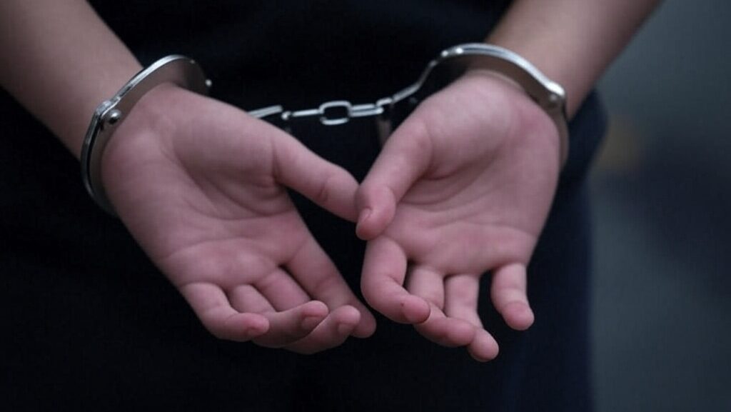 menor de edad detenido