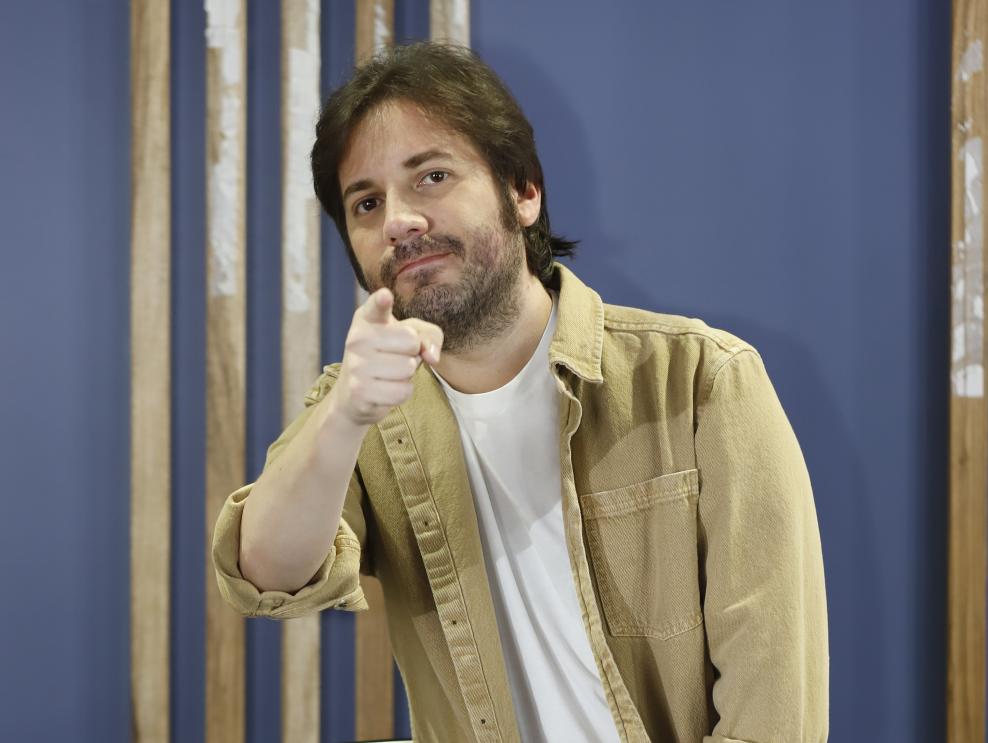 ¡Víctor Aráuz confiesa quién le pegó y por qué no respondió!