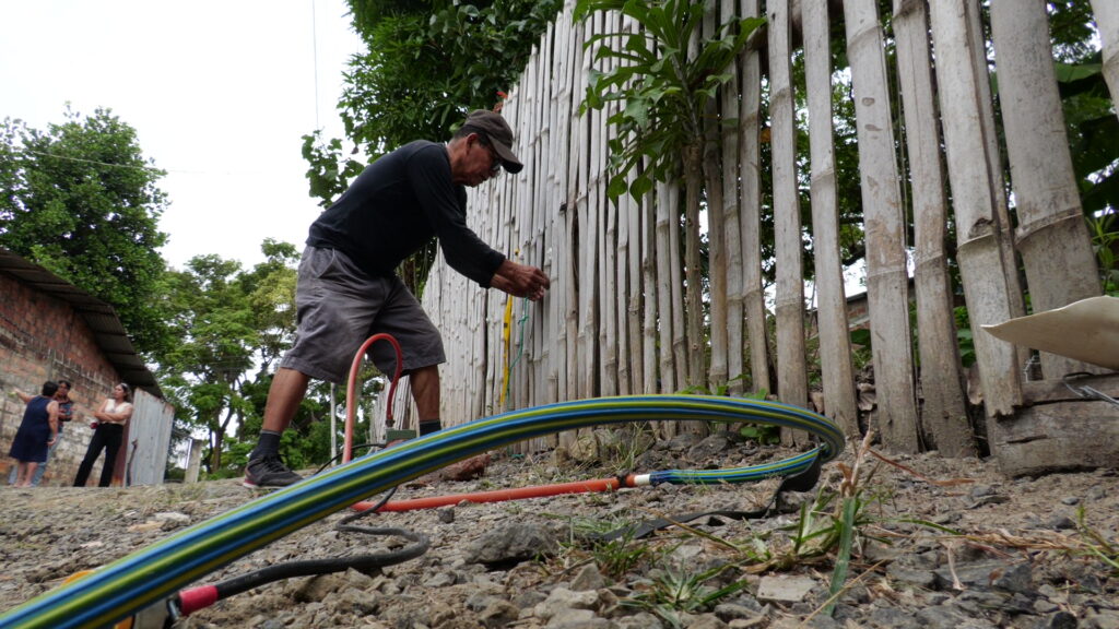 Deslizamiento activo impide restablecer el servicio normal de agua en Libertad 2 y Miraflores Alto