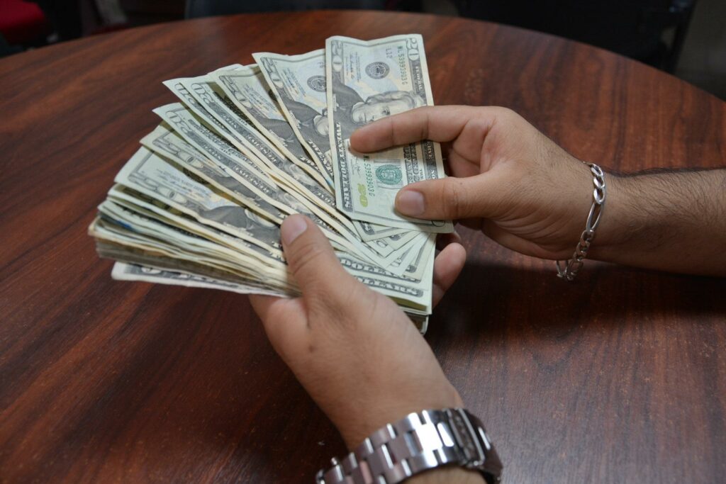 captación ilegal de dinero