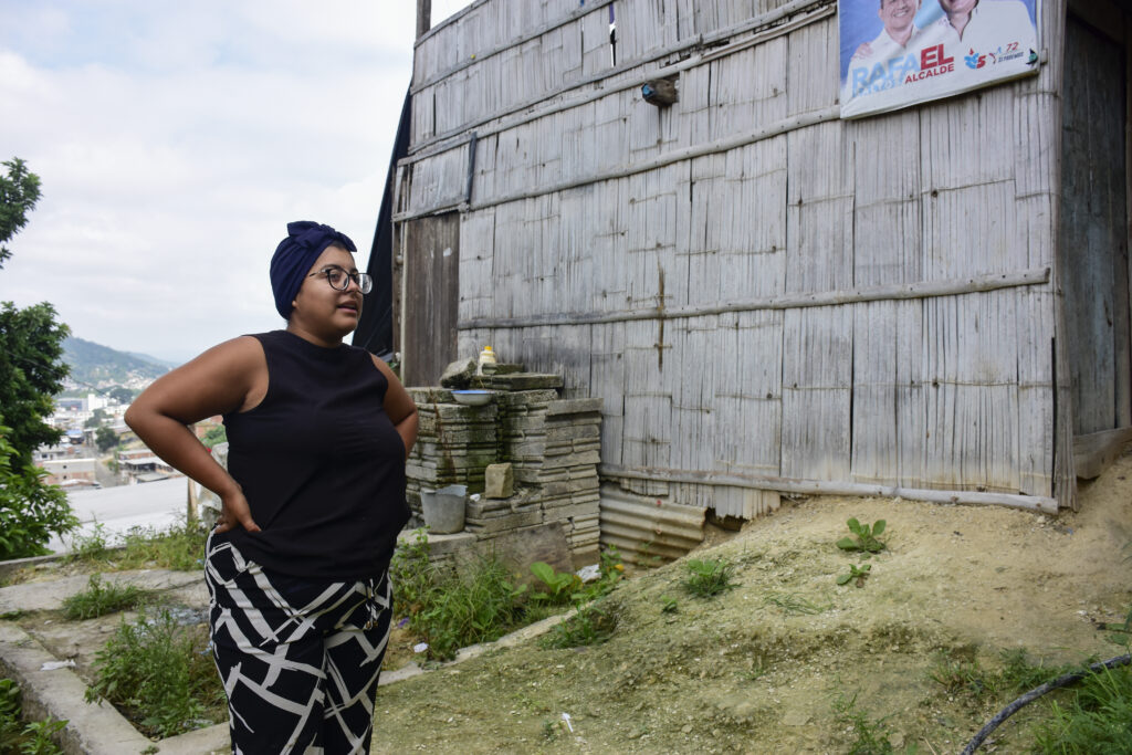 Familias de Subidita al Cielo claman por soluciones ante el cierre inminente del último alojamiento temporal en Portoviejo