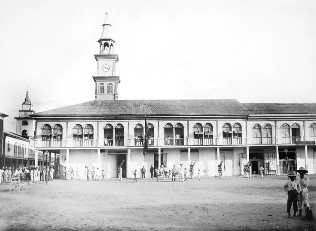 PALACIO MUNICIPAL DE PORTOVIEJO 1918. CORPORACIÓN CIUDAD ALFARO