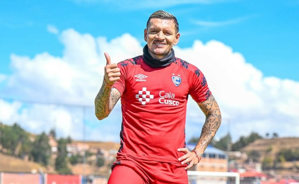 Carlos Garcés se recupera de lesión y apunta a volver con Cienciano