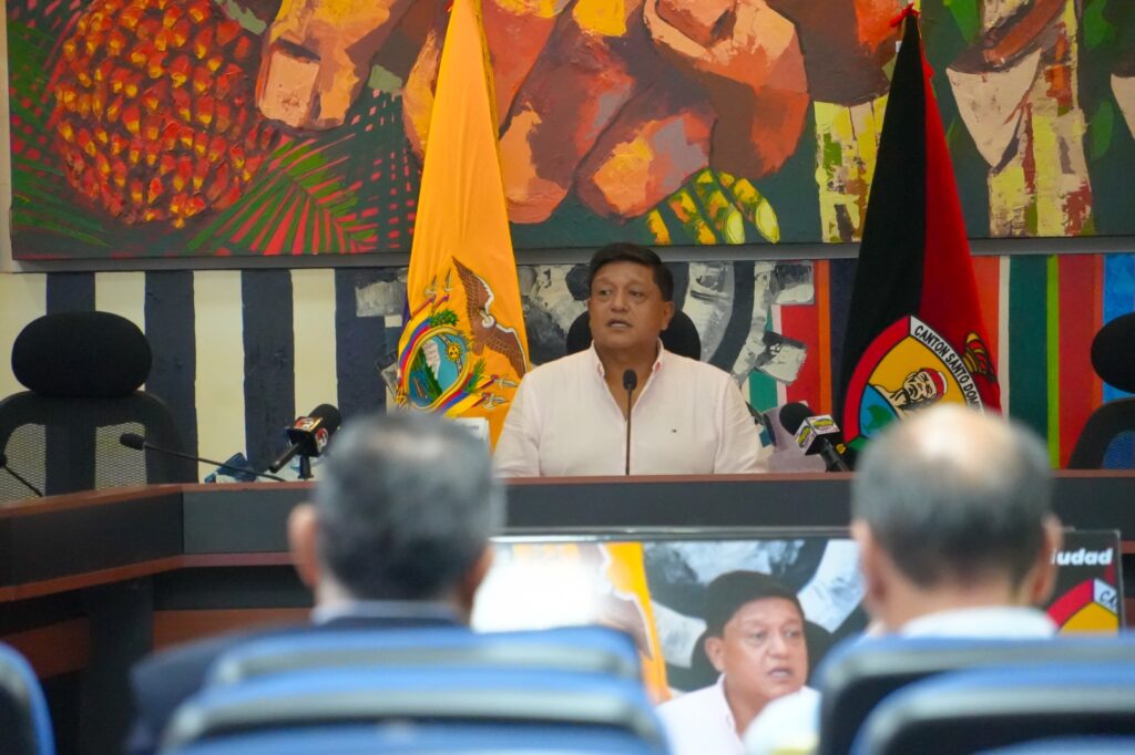 Concejo de Santo Domingo autoriza alianza para subastar 51 predios y construir nuevo edificio municipal
