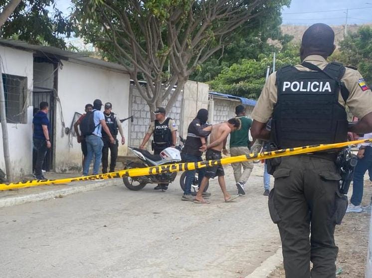 Operativo policial en Manta frustra robo armado.