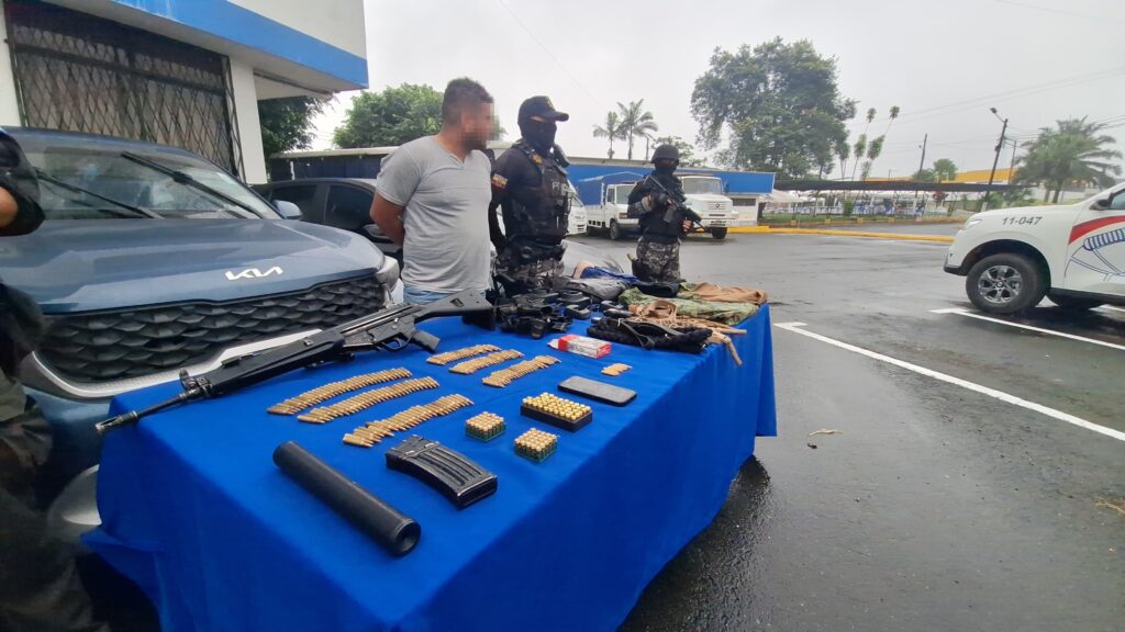 Dictan prisión preventiva por tráfico ilícito de armas en Santo Domingo de los Tsáchilas