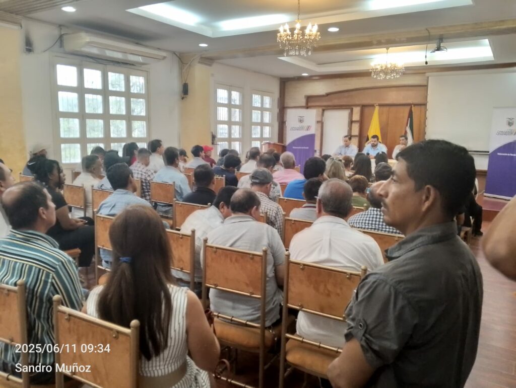 Dirigentes agrícolas de Manabí exigen mejoras en Seguro Social Campesino y créditos de BanEcuador