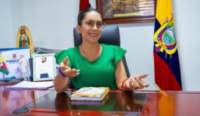 Mayra Cruz, alcaldesa de El Carmen, no descarta postularse a la reelección en el 2027