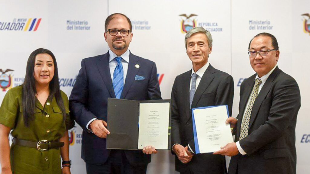 Ecuador recibe donación por parte del Gobierno de Japón para la adquisición de patrulleros que se distribuirán en el país. (Ministerio del Interior).