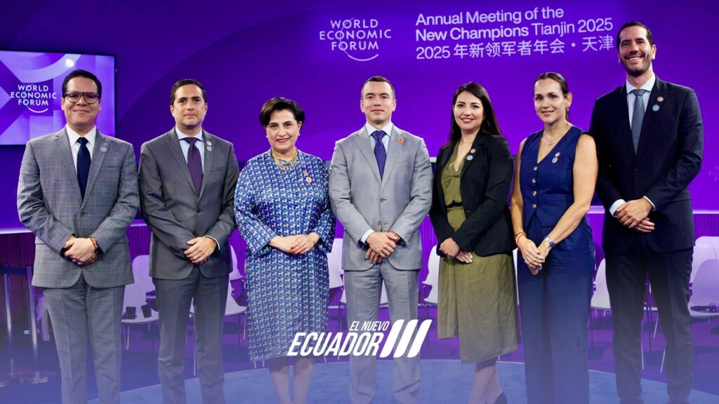 Ecuador y China fortalecen lazos en infraestructura y transporte
