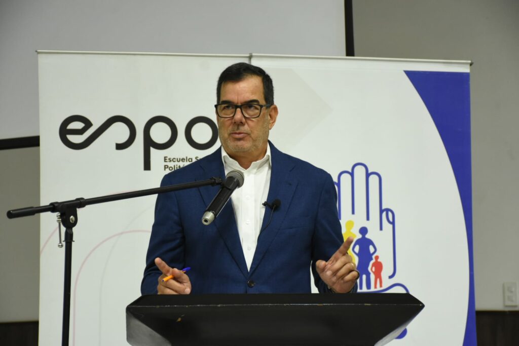 Eduardo Peña asume la presidencia del directorio de BanEcuador por designación de Daniel Noboa