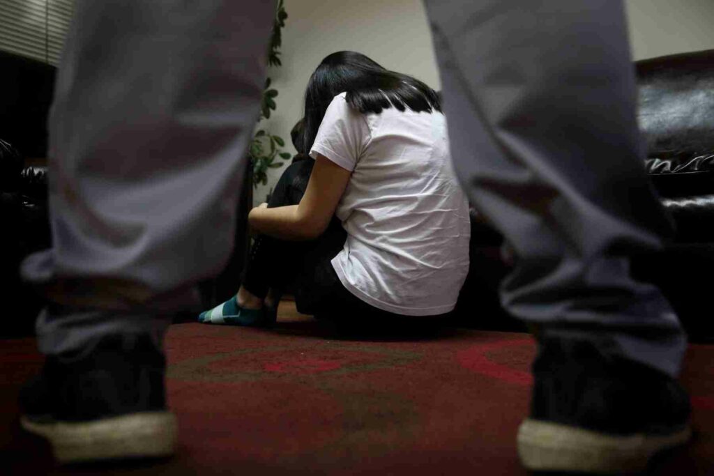 Escándalo en Guayaquil Abuelo y padres detenidos por abuso a niña de 10 años