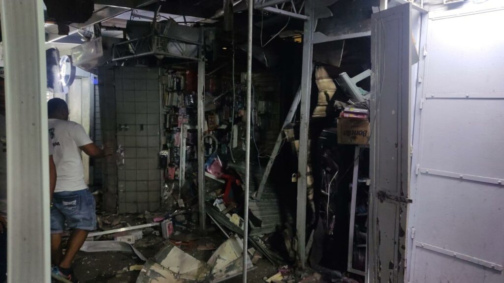 Explosión en La Bahía de Guayaquil genera enfrentamiento entre la Gobernación del Guayas y el municipio de la ciudad