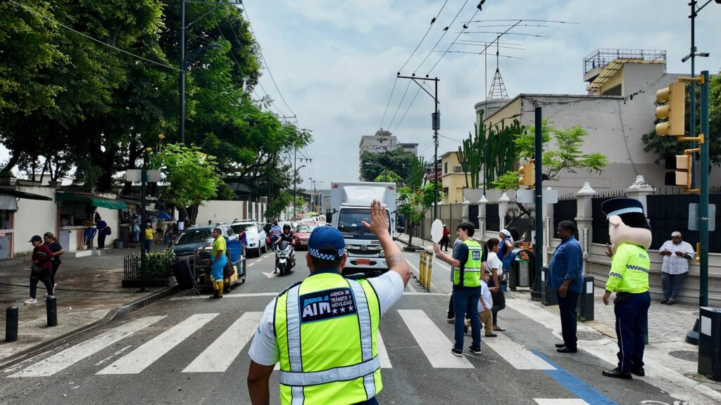El cierre de vías por el partido Ecuador vs. Brasil afectará rutas de buses urbanos, incluyendo las líneas 8, 9, 37, 49, 107, 120, 122 y 140.