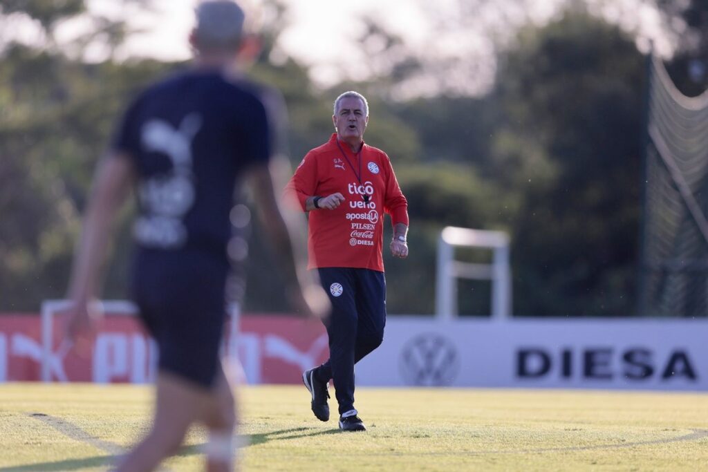 Gustavo Alfaro, entrenador de la selección de Paraguay.