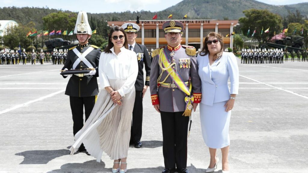 Henry Delgado asumió este miércoles el cargo de comandante general del Ejército Ecuatoriano. (Ejército Ecuatoriano).